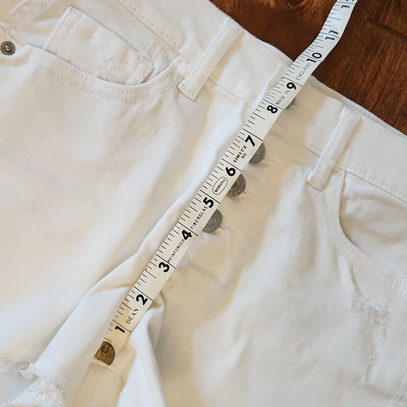 Old Navy Jean Short Bundle - Picture 10 of 14